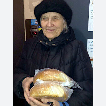 Допомога хлібом