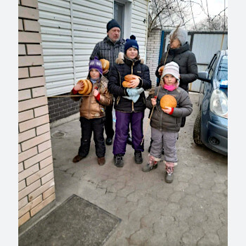 Допомога хлібом